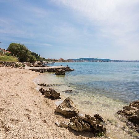 Gem Of The Sea Luxury Beach Apartment With Brand New Heating Infinity Pool Trogir Exterior foto